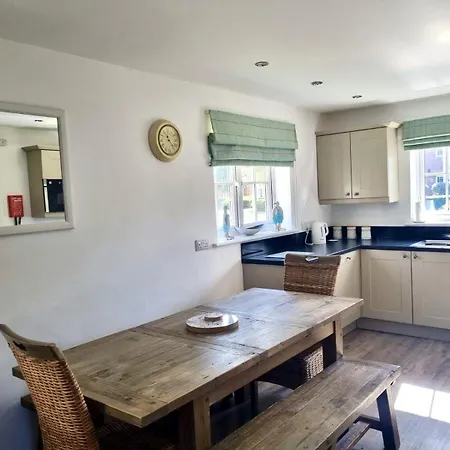 Sunsets And Sandcastles - Part Of The The Bay Village With Pool, Gym And Direct Access, Pub, Restaurant, Tennis And Meadows Walks Semesterbostad Filey