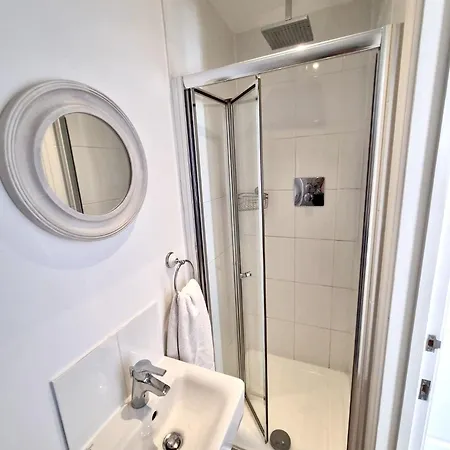 Sunsets And Sandcastles - Part Of The The Bay Village With Pool, Gym And Direct Access, Pub, Restaurant, Tennis And Meadows Walks Semesterbostad