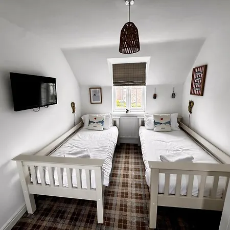 Sunsets And Sandcastles - Part Of The The Bay Village With Pool, Gym And Direct Access, Pub, Restaurant, Tennis And Meadows Walks *